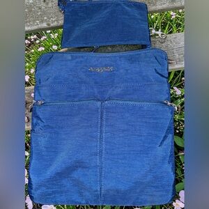 Baggallini Navy Nylon Travel Crossbody Bag +Wristlet Pouch Organizer